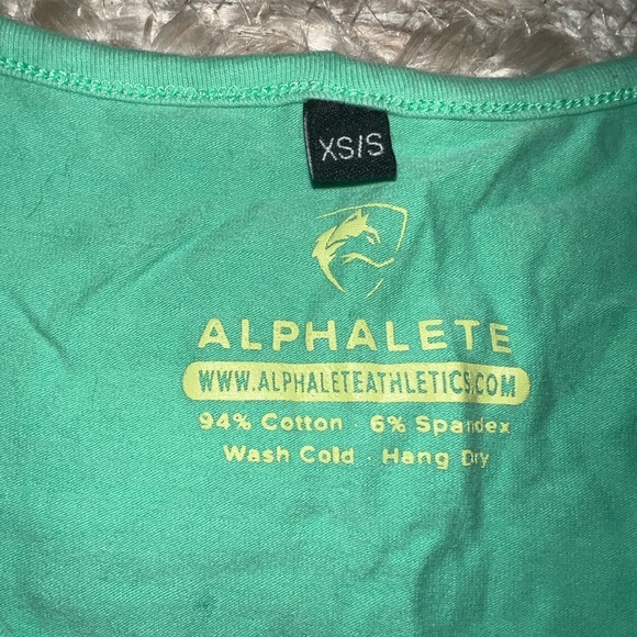 Alphalete Crop Top - Picture 3 of 3